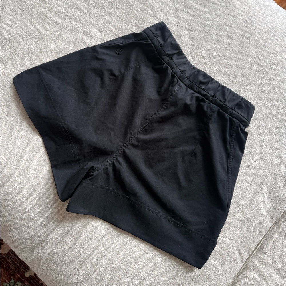 LULULEMON CINCHABLE WAIST HIGH RISE WOVEN SHORT SIZE XXS - Picture 2 of 4
